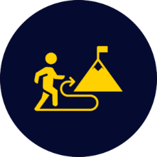 Cercle imbriqués jaunes, bleus foncés et bleus clairs pour illustrer l'activité de Parlons-nous, société de coaching, supervision et formation à Angers (49)